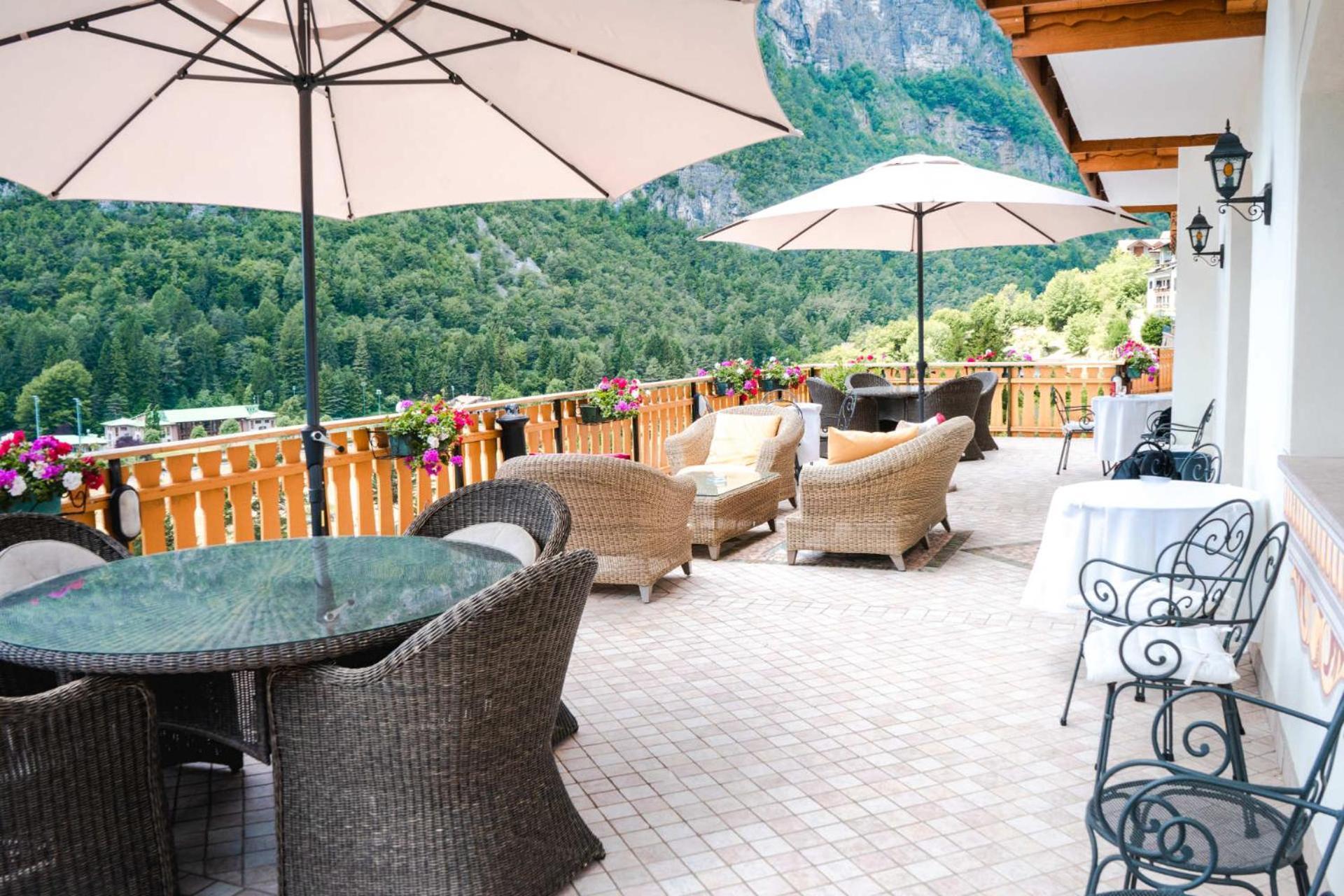 Hotel Olympia Molveno Exteriör bild